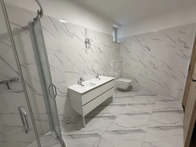 Eladó ház Nyergesújfalu 120 nm