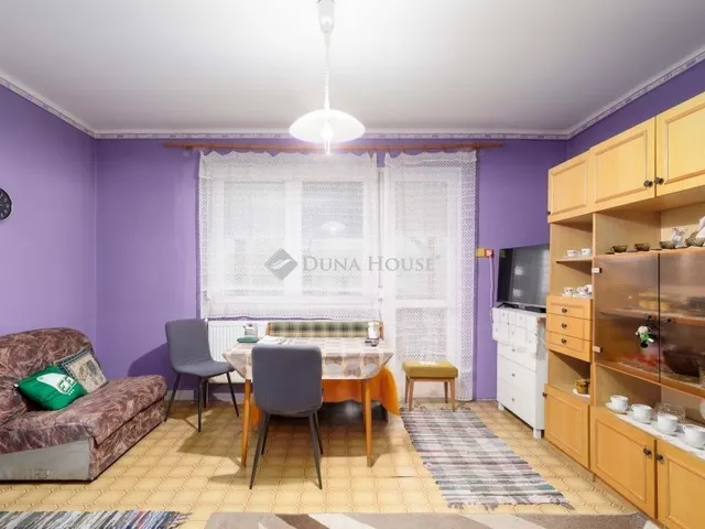 Eladó ház Ács 150 nm