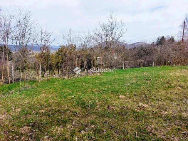 Eladó telek Esztergom 1199 nm