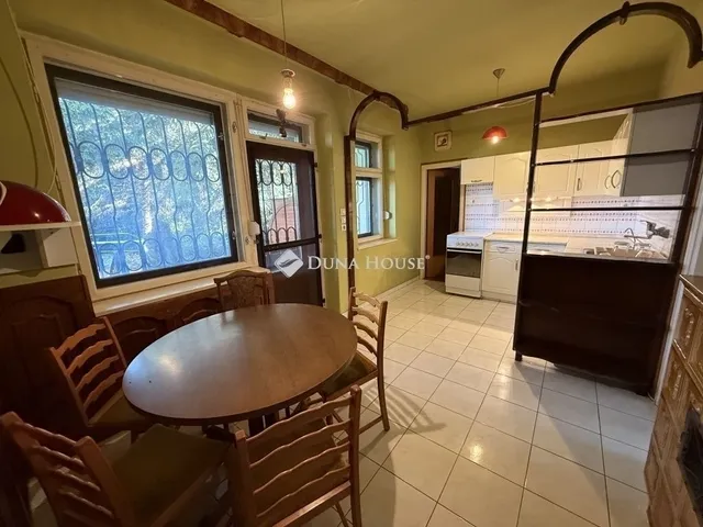 Eladó ház Nyergesújfalu 167 nm