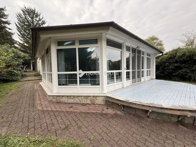 Eladó ház Nyergesújfalu 167 nm