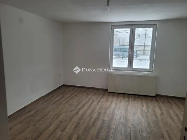 Eladó ház Esztergom 70 nm