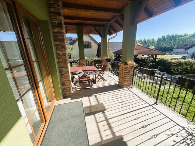 Eladó ház Pilisvörösvár 192 nm