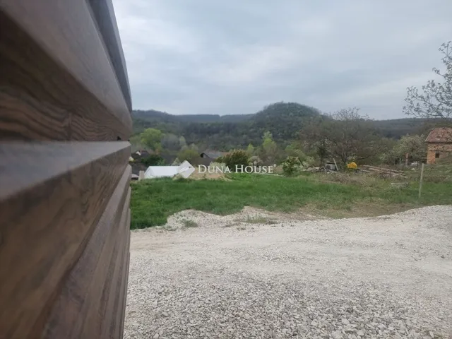 Eladó telek Dorog 1062 nm