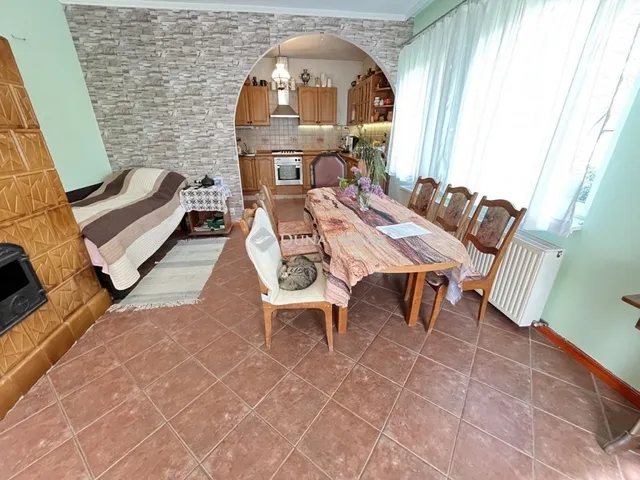Eladó ház Pilisszentiván 280 nm