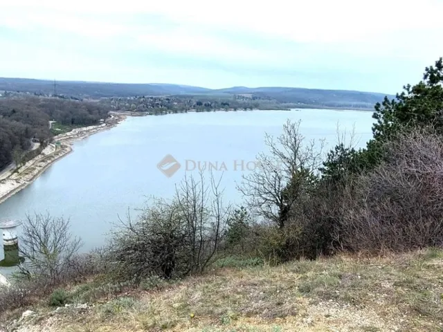 Eladó telek Kincsesbánya 6728 nm