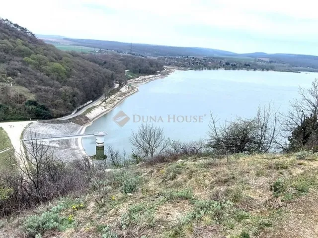 Eladó telek Kincsesbánya 6728 nm