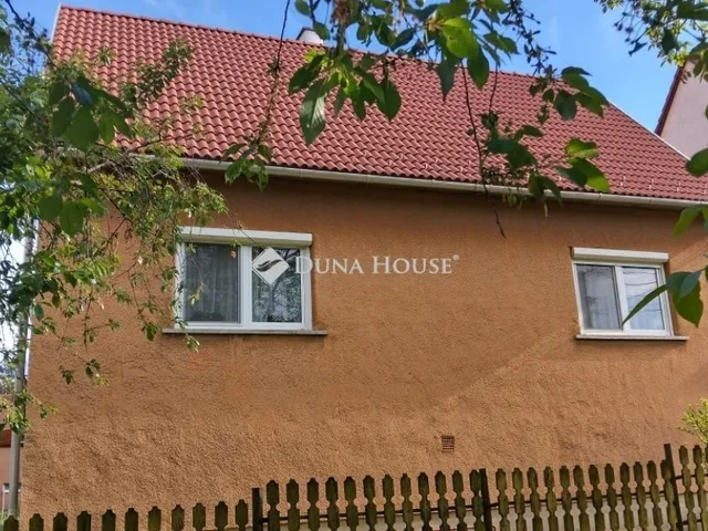 Eladó ház Csolnok 210 nm