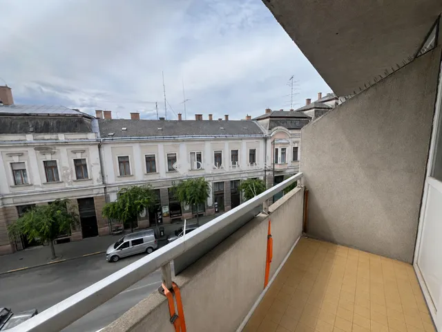 Eladó lakás Esztergom 99 nm