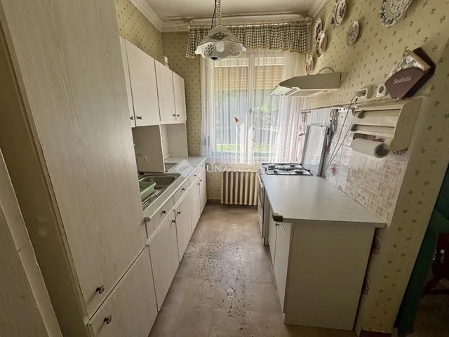 Eladó ház Neszmély 152 nm