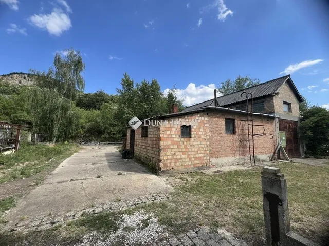 Eladó telek Kesztölc 52457 nm