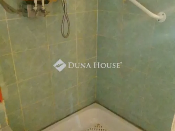 Eladó ház Dunaalmás 107 nm