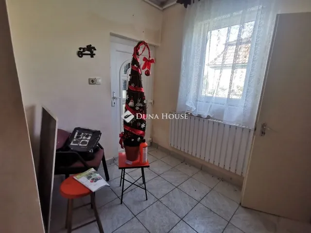 Eladó ház Dunaalmás 107 nm