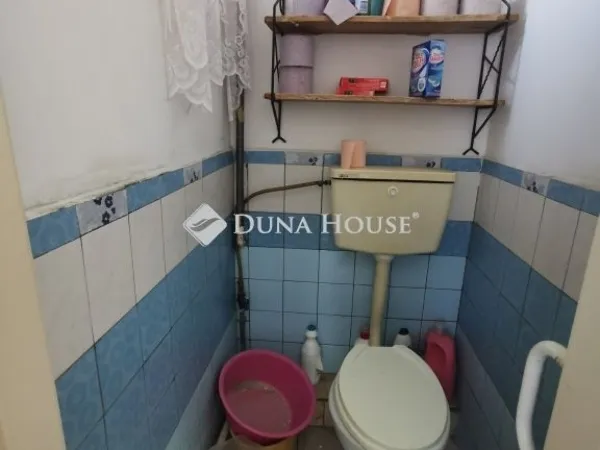 Eladó ház Dunaalmás 107 nm