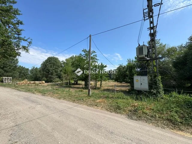 Eladó telek Piliscsaba 28115 nm