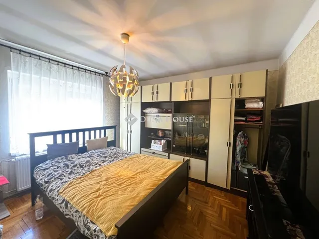 Eladó ház Tokod 228 nm