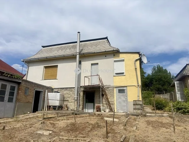 Eladó ház Csolnok 71 nm