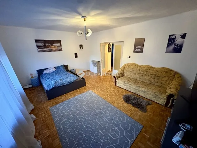 Eladó ház Kesztölc 106 nm