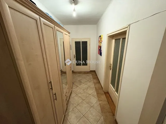 Eladó ház Kesztölc 106 nm