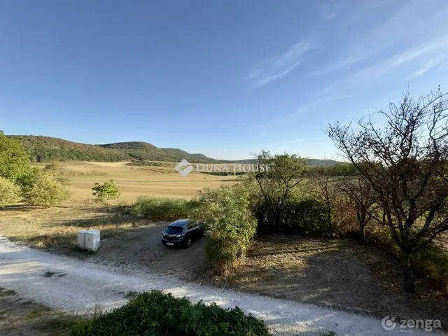 Eladó nyaraló Piliscsév 88 nm