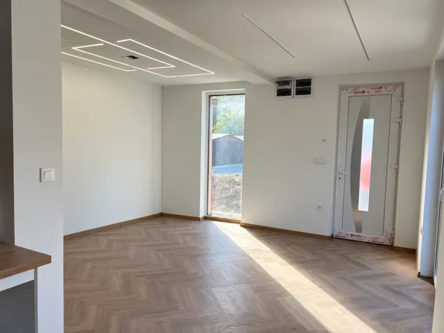 Eladó lakás Nyergesújfalu 90 nm