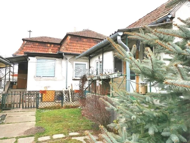 Eladó ház Tát 84 nm