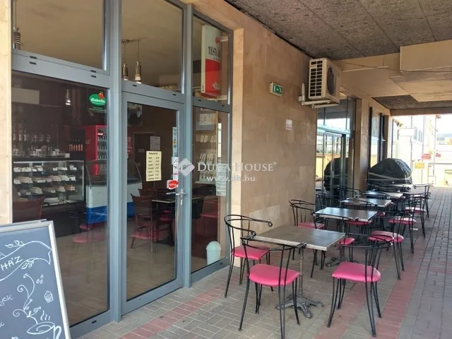 Eladó kereskedelmi és ipari ingatlan Dorog 82 nm