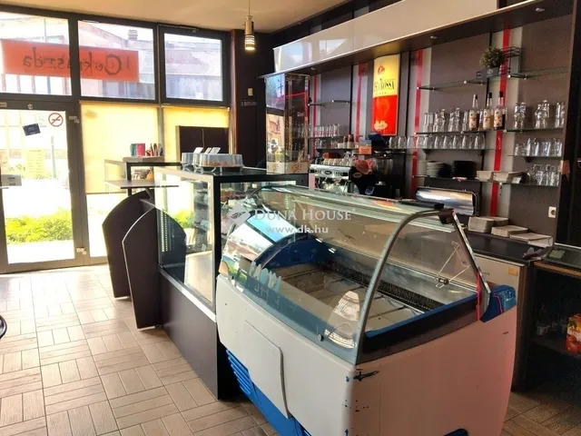 Eladó kereskedelmi és ipari ingatlan Dorog 82 nm