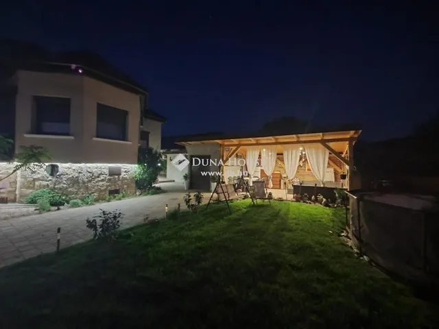 Eladó ház Tokod 187 nm