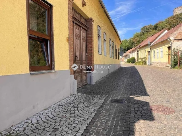 Eladó ház Esztergom 150 nm