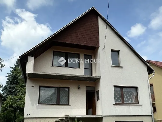 Eladó ház Nyergesújfalu 298 nm