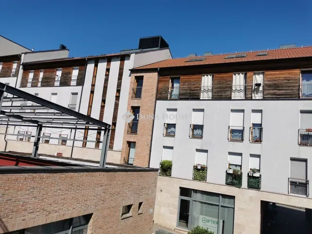 Eladó lakás Dorog 76 nm