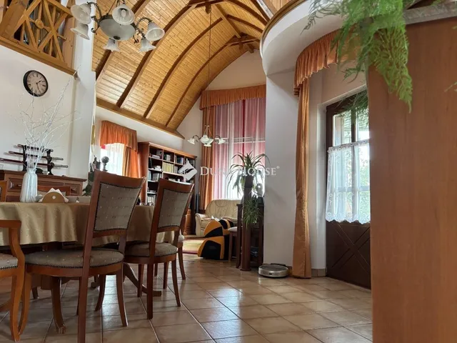 Eladó ház Esztergom 370 nm