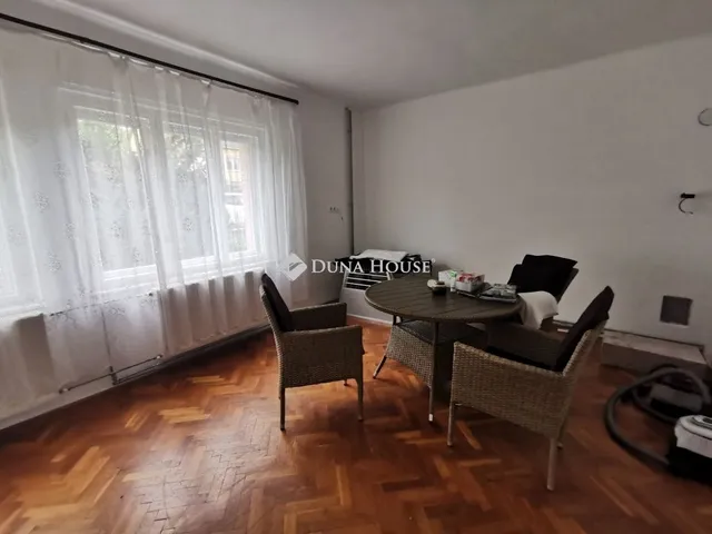 Eladó ház Dunaalmás 120 nm