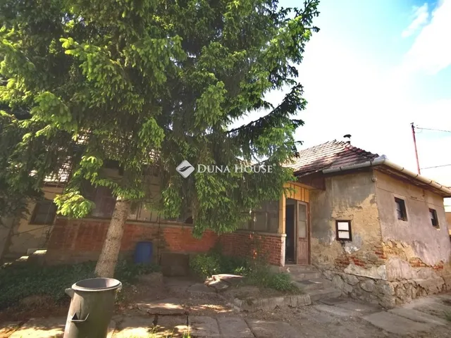 Eladó ház Dorog 84 nm