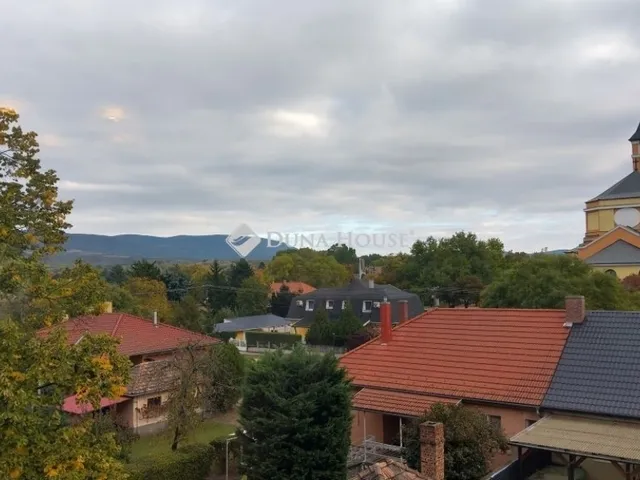 Eladó lakás Dorog 52 nm