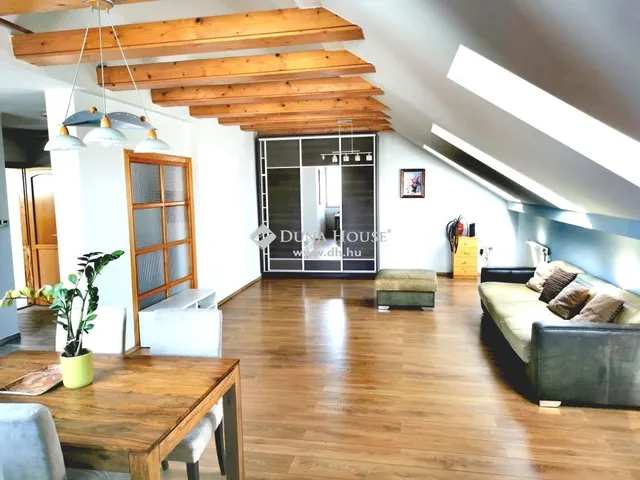 Eladó lakás Esztergom 122 nm