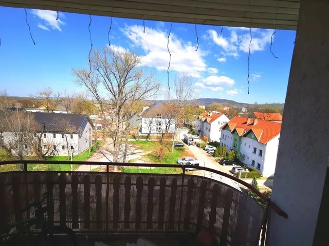 Eladó lakás Esztergom 122 nm