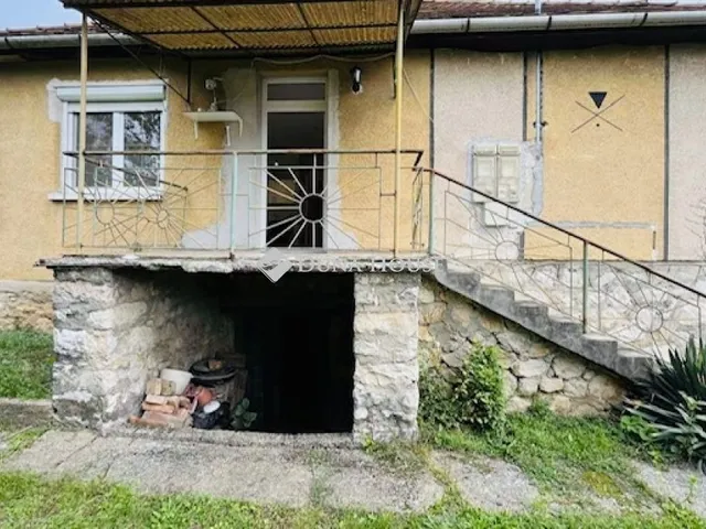 Eladó ház Bajna 80 nm