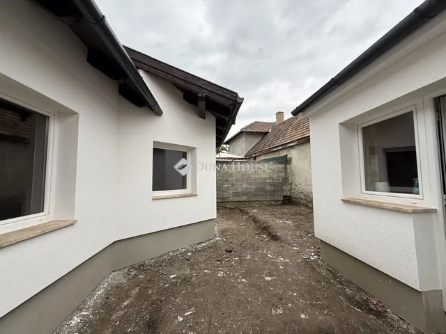 Eladó ház Nyergesújfalu 120 nm