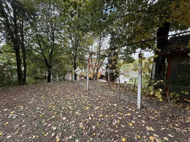 Eladó üdülő és hétvégi ház Nyergesújfalu 65 nm