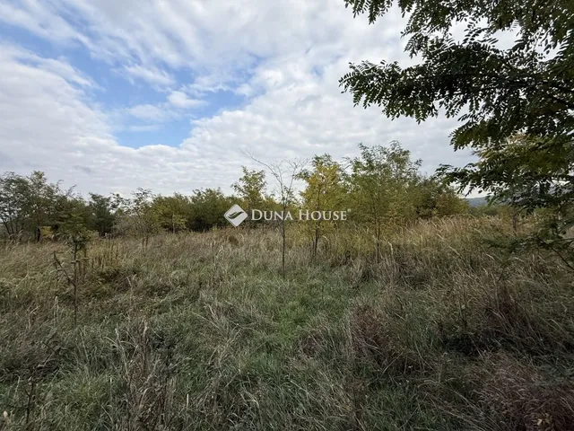 Eladó telek Nyergesújfalu 831 nm