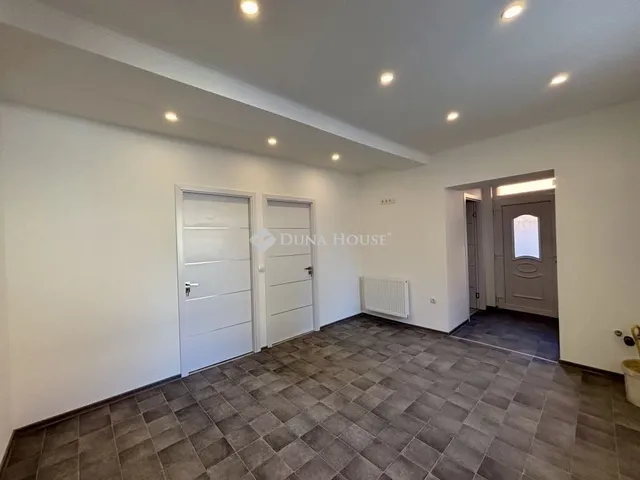 Eladó ház Esztergom 44 nm