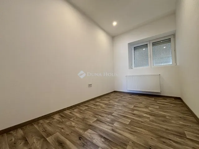 Eladó ház Esztergom 44 nm