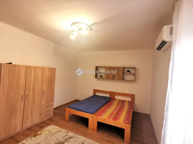 Eladó lakás Lábatlan 34 nm