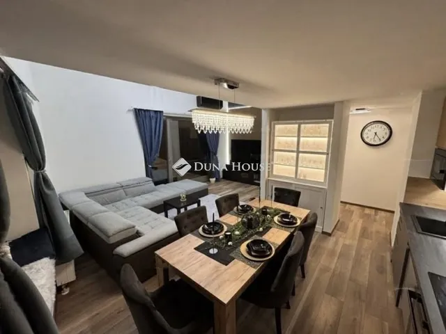 Eladó lakás Esztergom 114 nm