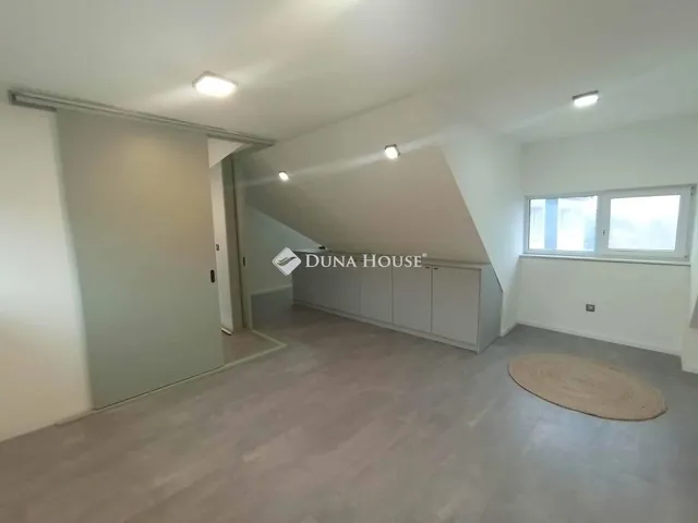 Eladó lakás Dorog 57 nm