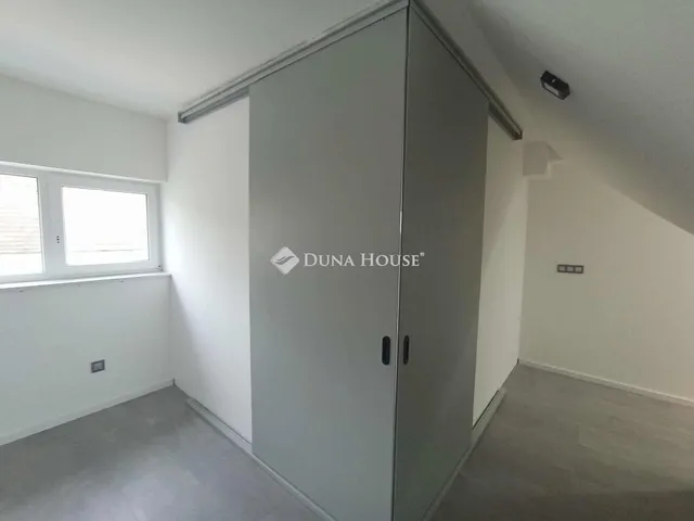 Eladó lakás Dorog 57 nm