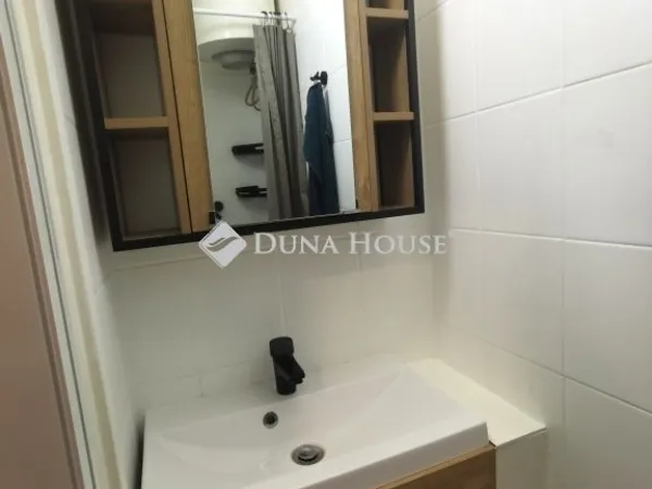 Eladó lakás Lábatlan 34 nm