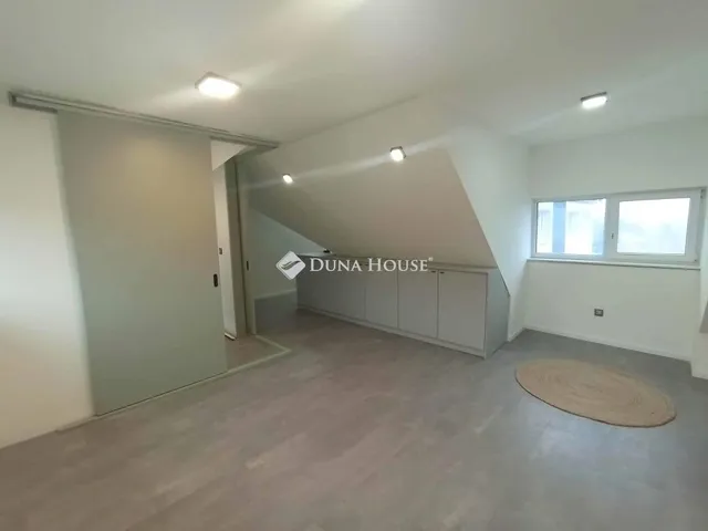 Eladó lakás Dorog 57 nm